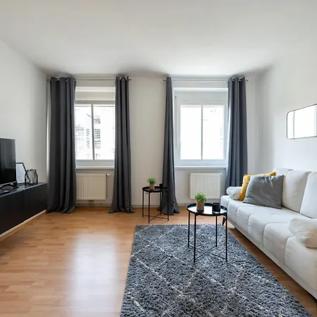 Charmante Wohnung In Leoben Leitendorf Exterior foto
