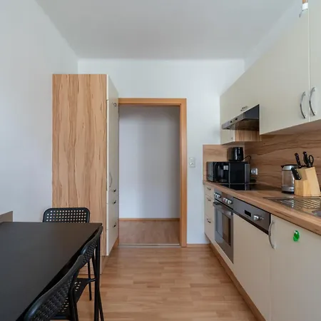 Charmante Wohnung In Leoben Leitendorf Exterior foto