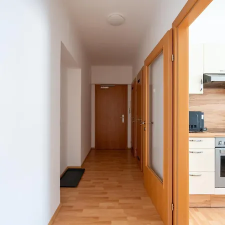 Charmante Wohnung In Leoben Leitendorf Exterior foto