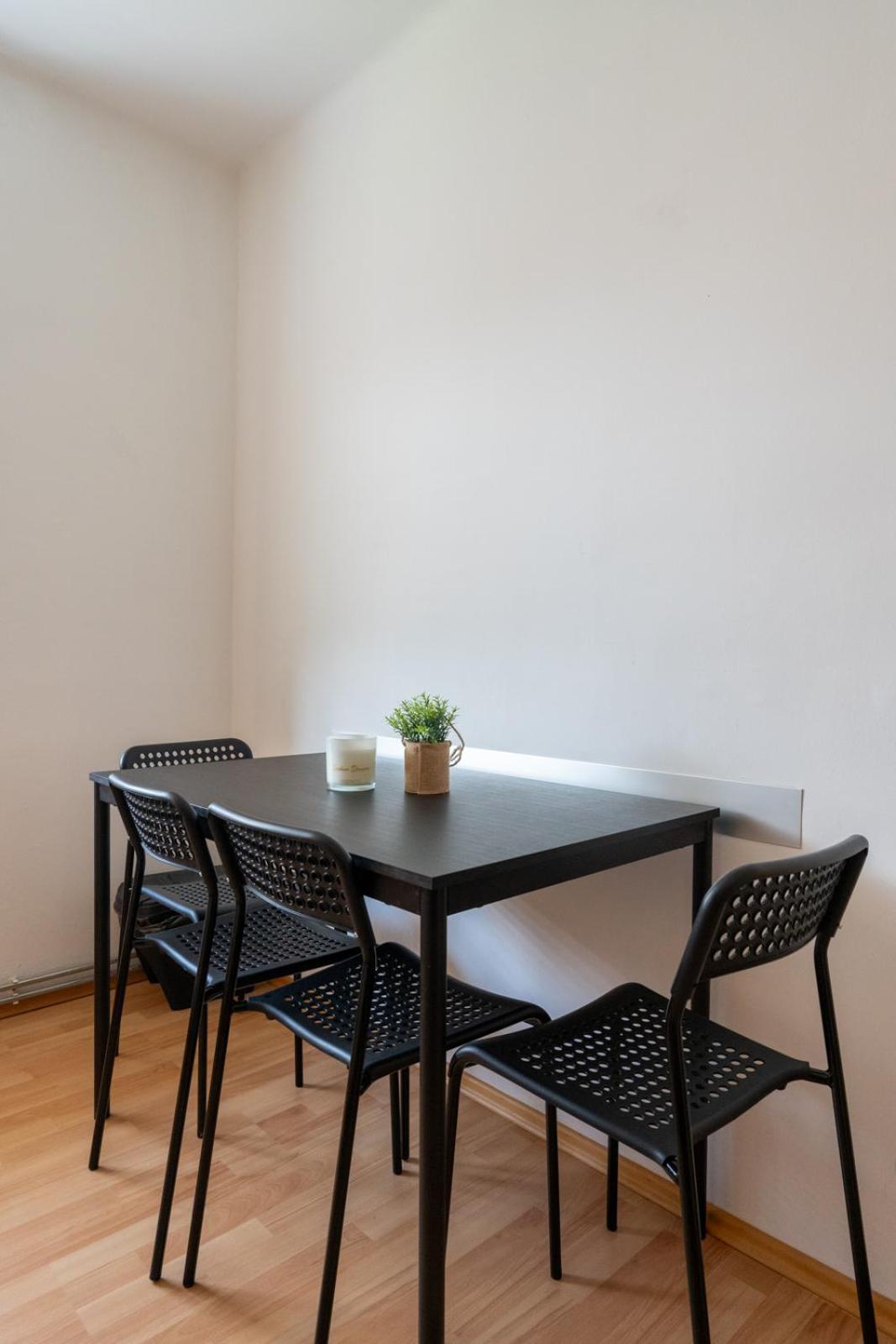 Charmante In Leoben Apartment